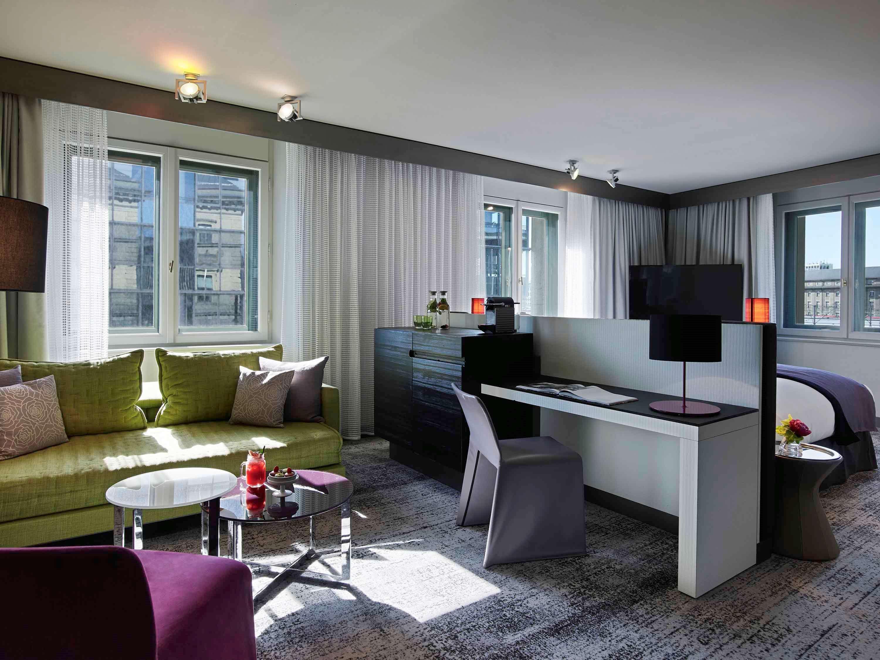 Sofitel Munich Bayerpost Hotel Exterior foto Suite at the Hotel